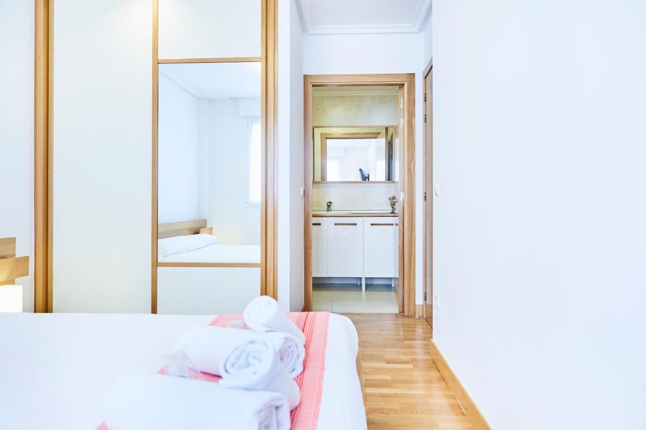 Urumea 4 - Apartamento Con Parking San Sebastián Exterior photo